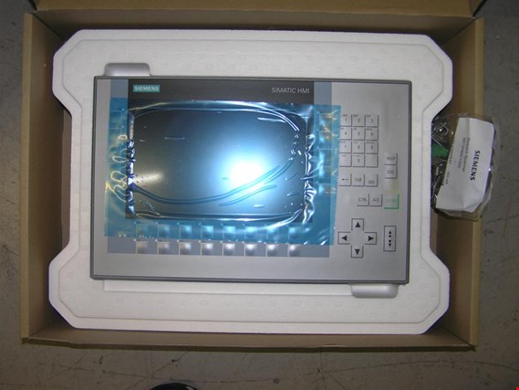 Used SIEMENS s.r.o. Simatic HMI KP900 9" comfort panel for Sale (Auction Premium) | NetBid Industrial Auctions